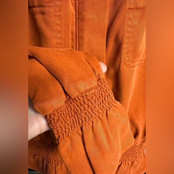 White House Black Market Smocked Soft Jacket Size XS - Picture 7 of 7